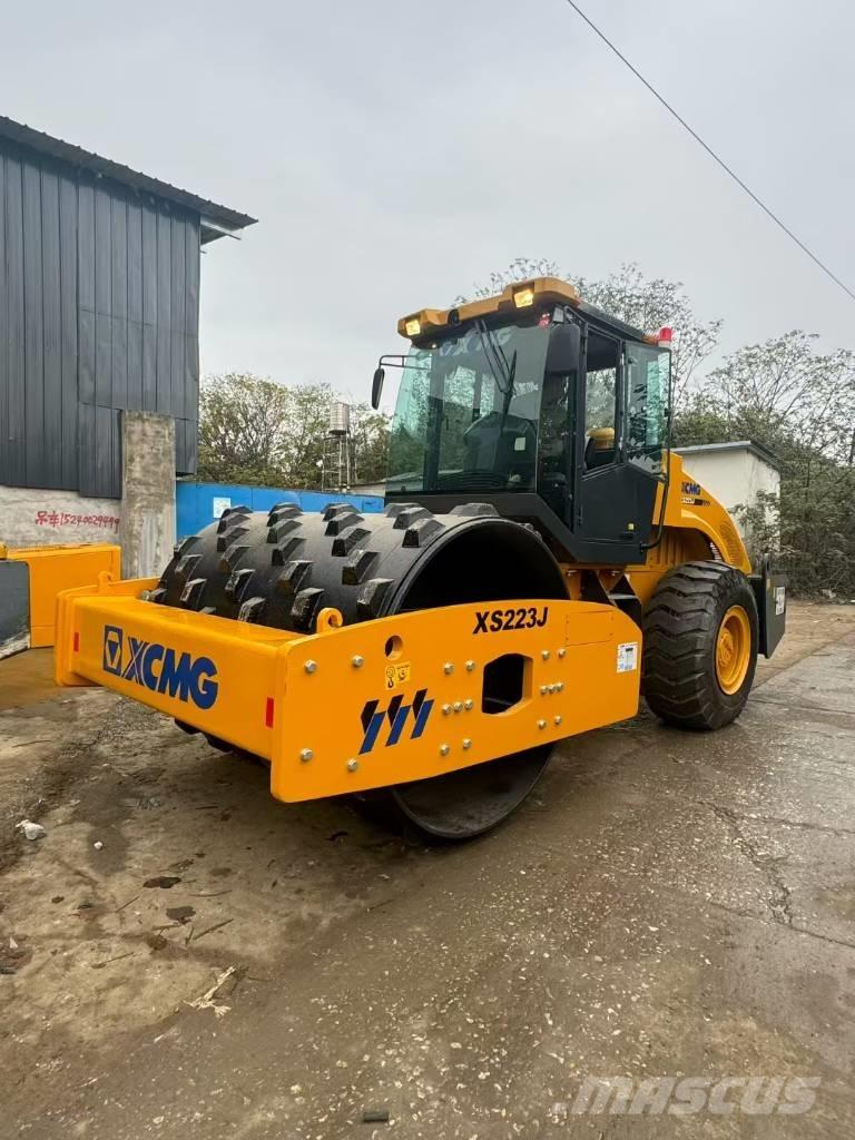 XCMG XS223J Yksivalssijyrät