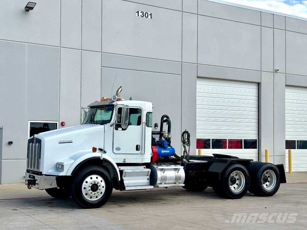 Kenworth T 800 Vetopöytäautot