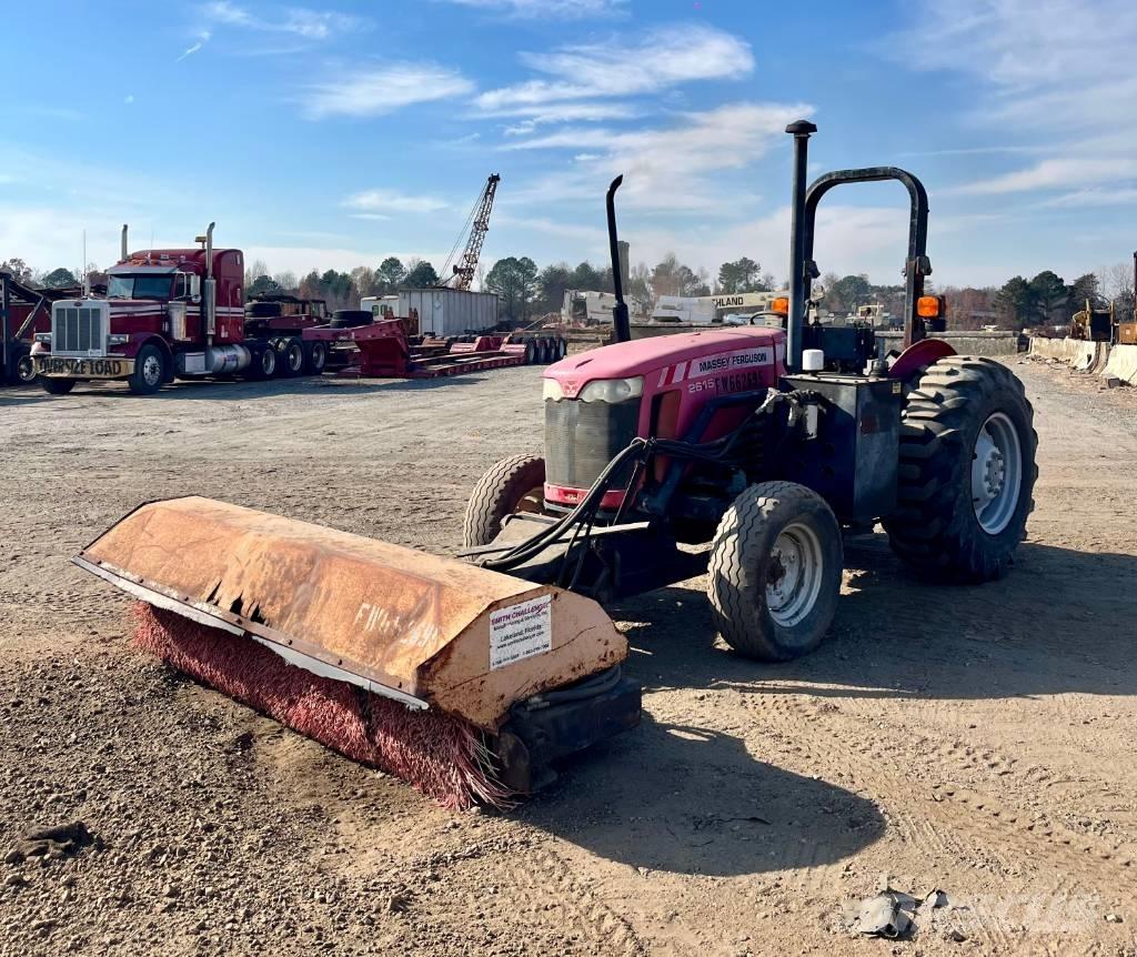 Massey Ferguson 2615 Traktorit