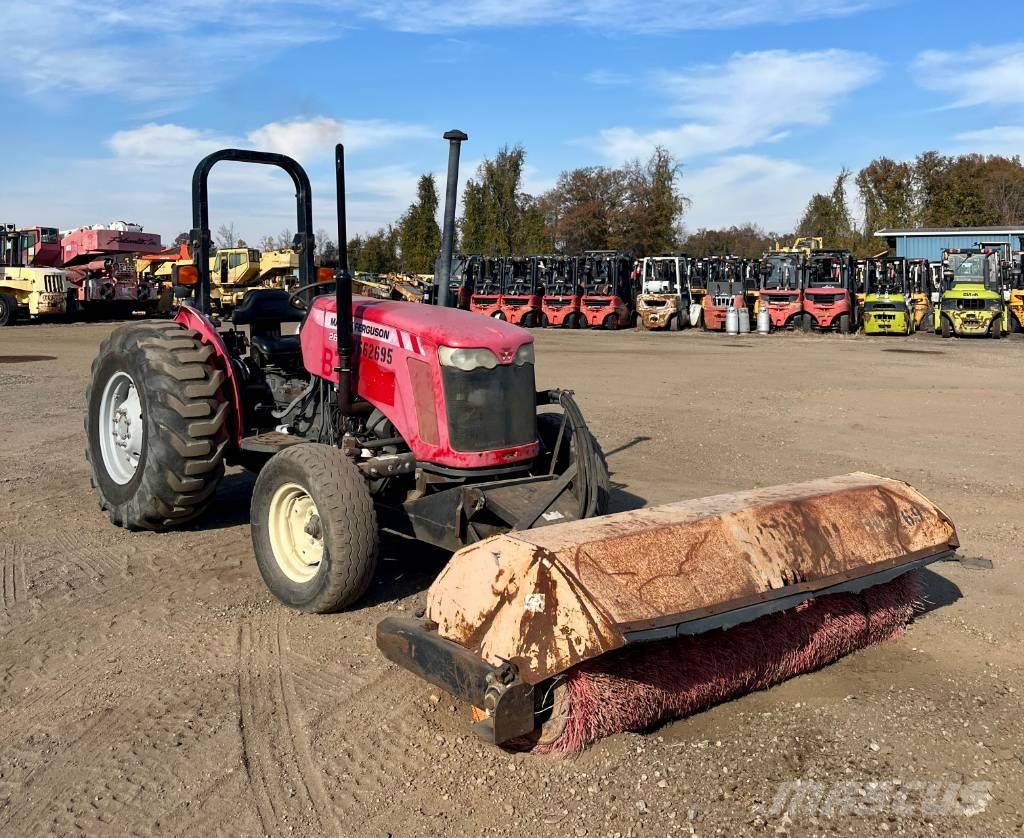 Massey Ferguson 2615 Traktorit
