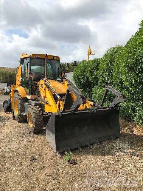 JCB 3 CX Kaivurikuormaajat