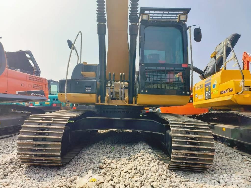 CAT 320 D Telakaivukoneet