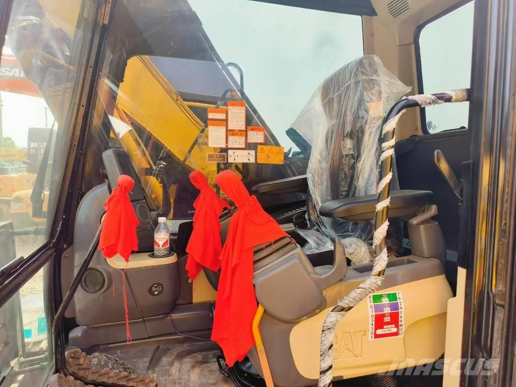 CAT 320 D Telakaivukoneet