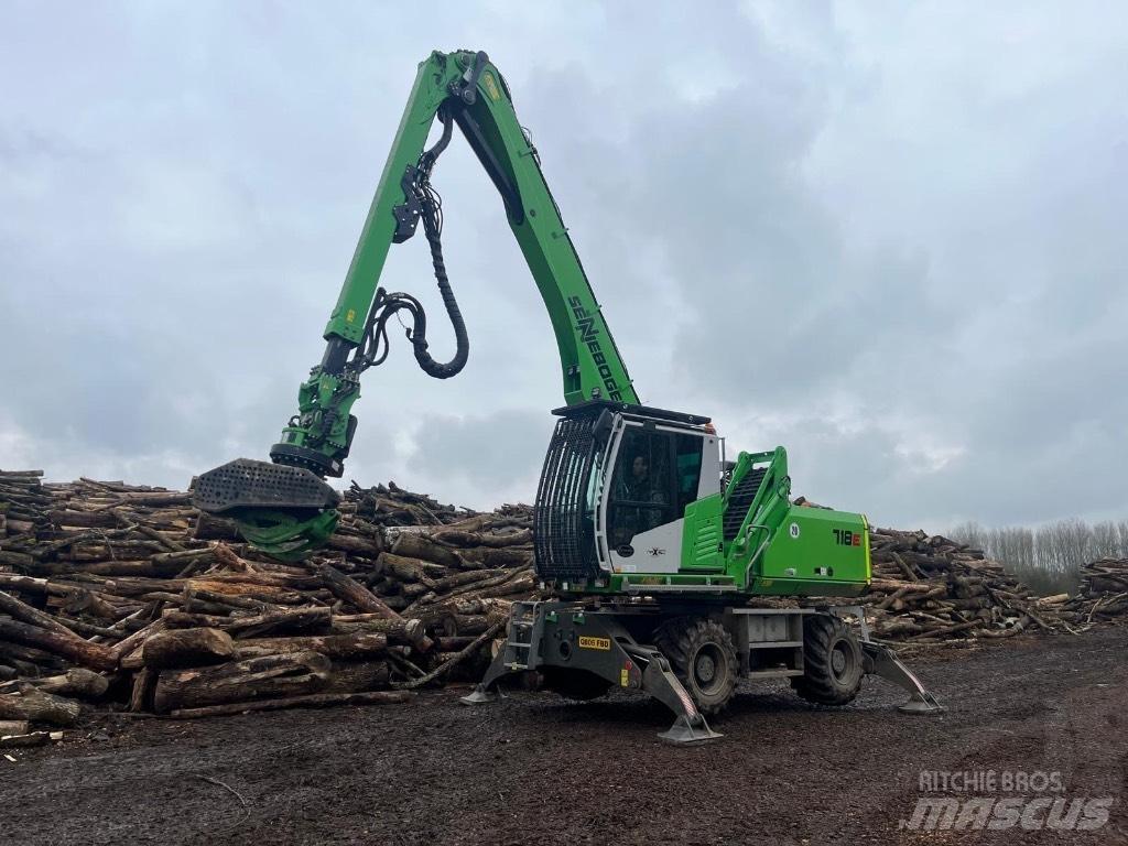 Sennebogen 718E Harvesterit