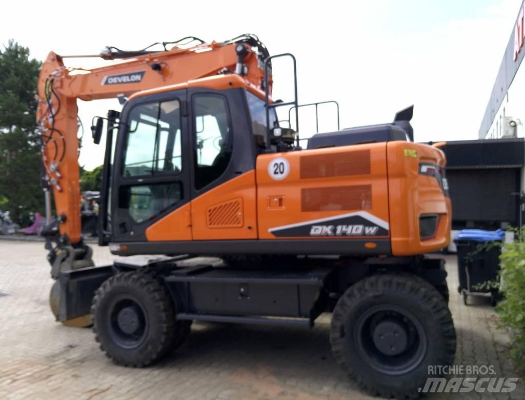 Doosan DX140W-7 Pyöräkaivukoneet
