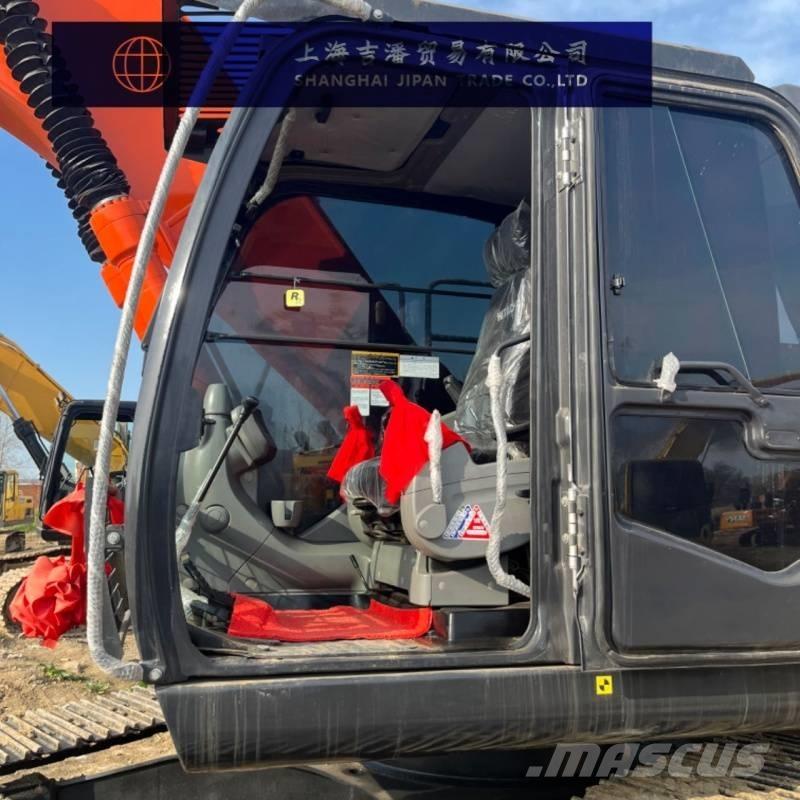 Hitachi ZX 240 Telakaivukoneet