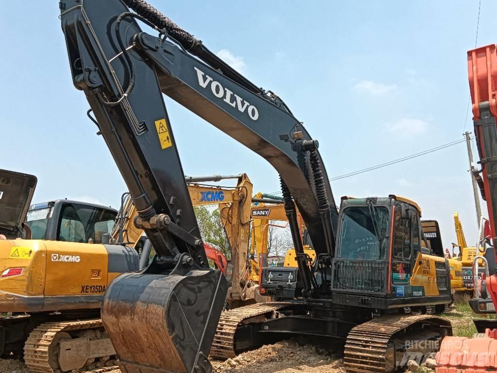 Volvo EC 240 Telakaivukoneet