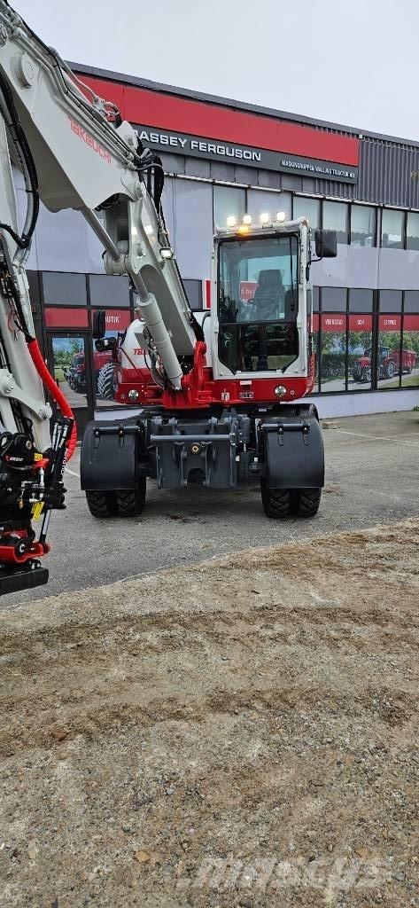 Takeuchi TB 395 W Pyöräkaivukoneet