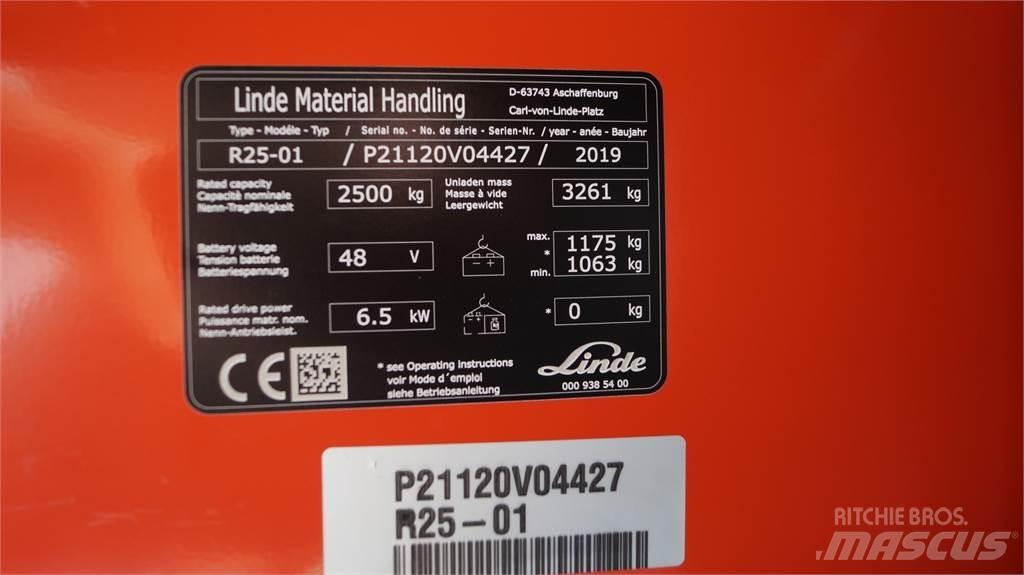 Linde R25 Työntömastotrukit