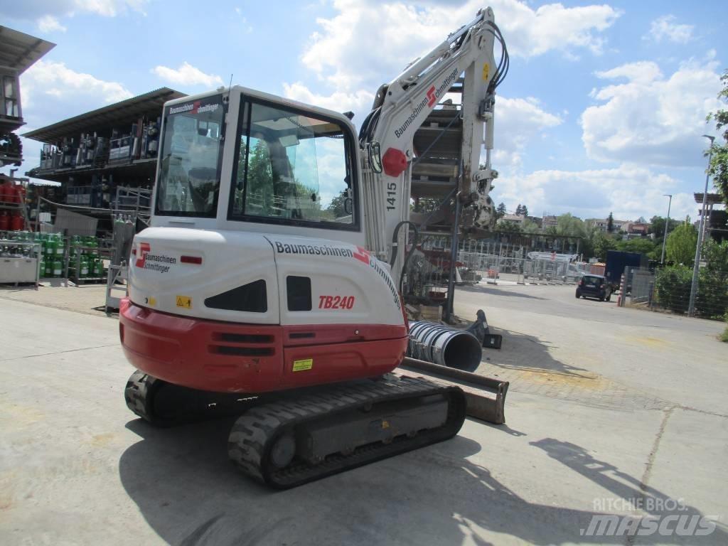 Takeuchi TB240 Minikaivukoneet < 7t