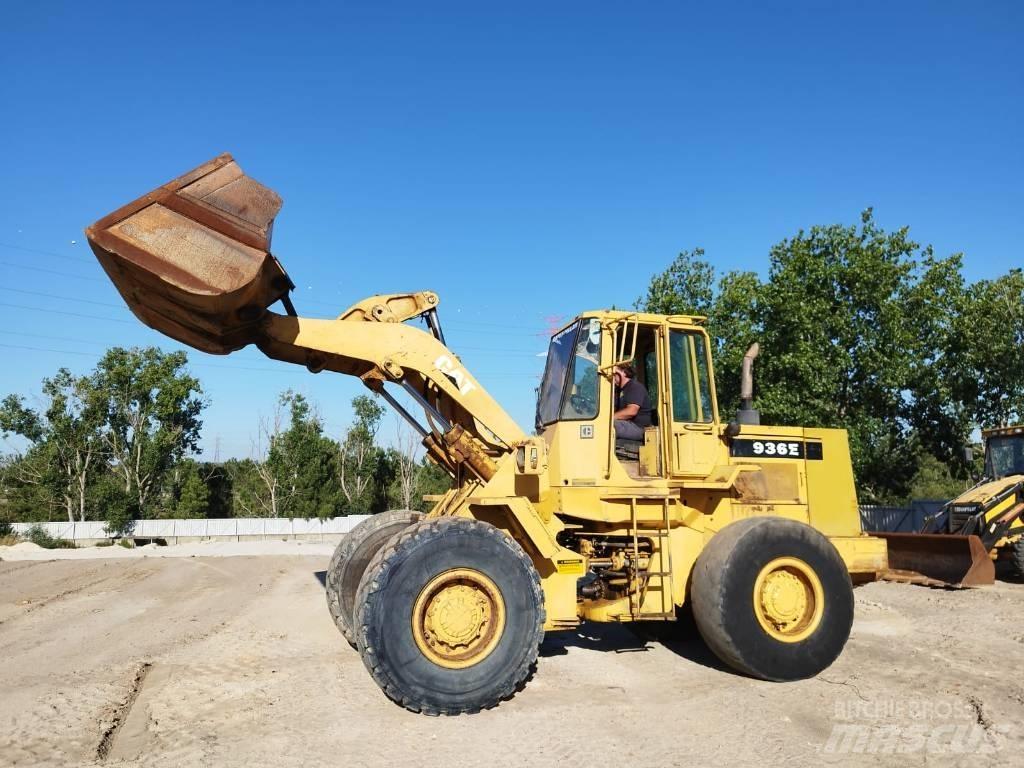 CAT 936 E Pyöräkuormaajat