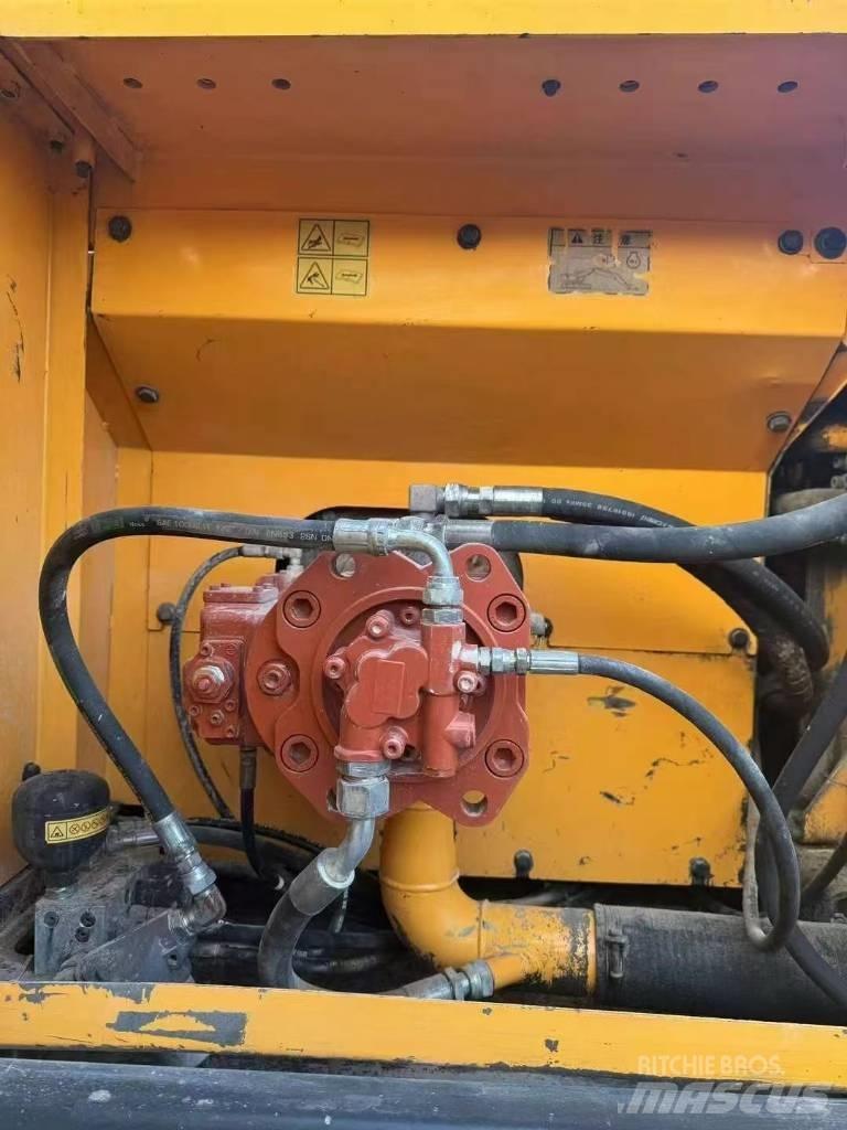 Hyundai Robex 215-7 Telakaivukoneet