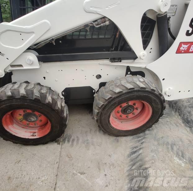 Bobcat S300 Liukuohjatut kuormaajat