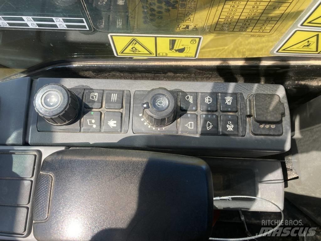 CAT 306CR Telakaivukoneet