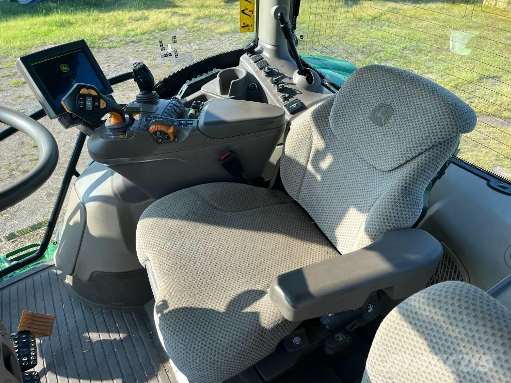 John Deere 6155 R Traktorit
