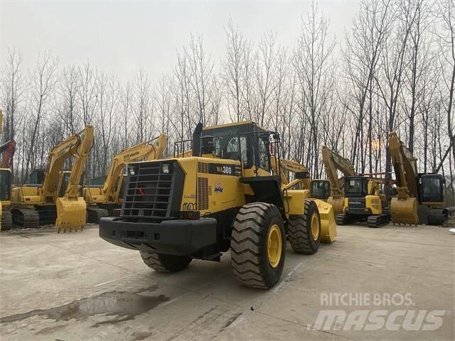 Komatsu WA380 Pyöräkuormaajat