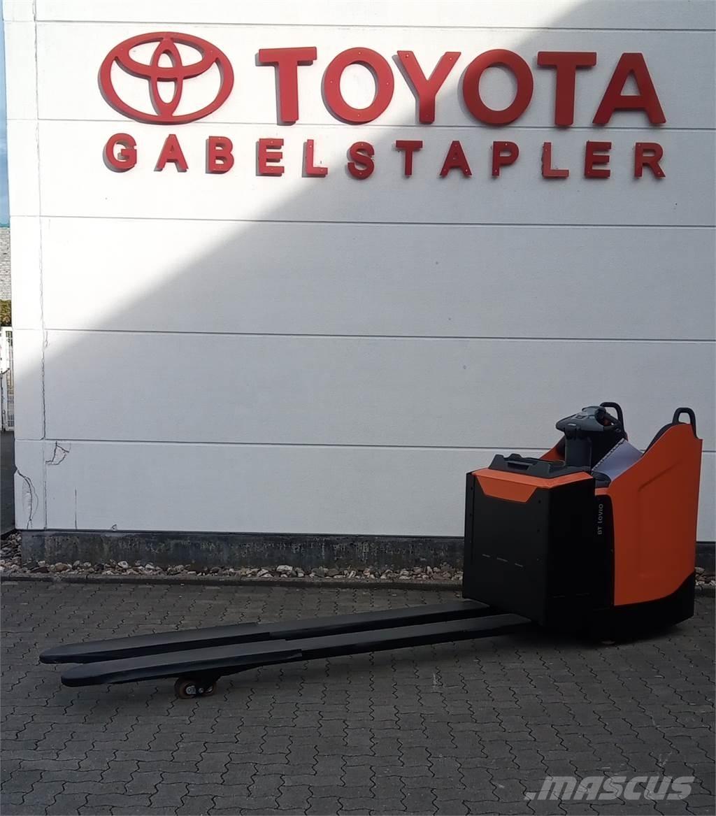 Toyota LPE 250 Lavansiirtotrukit