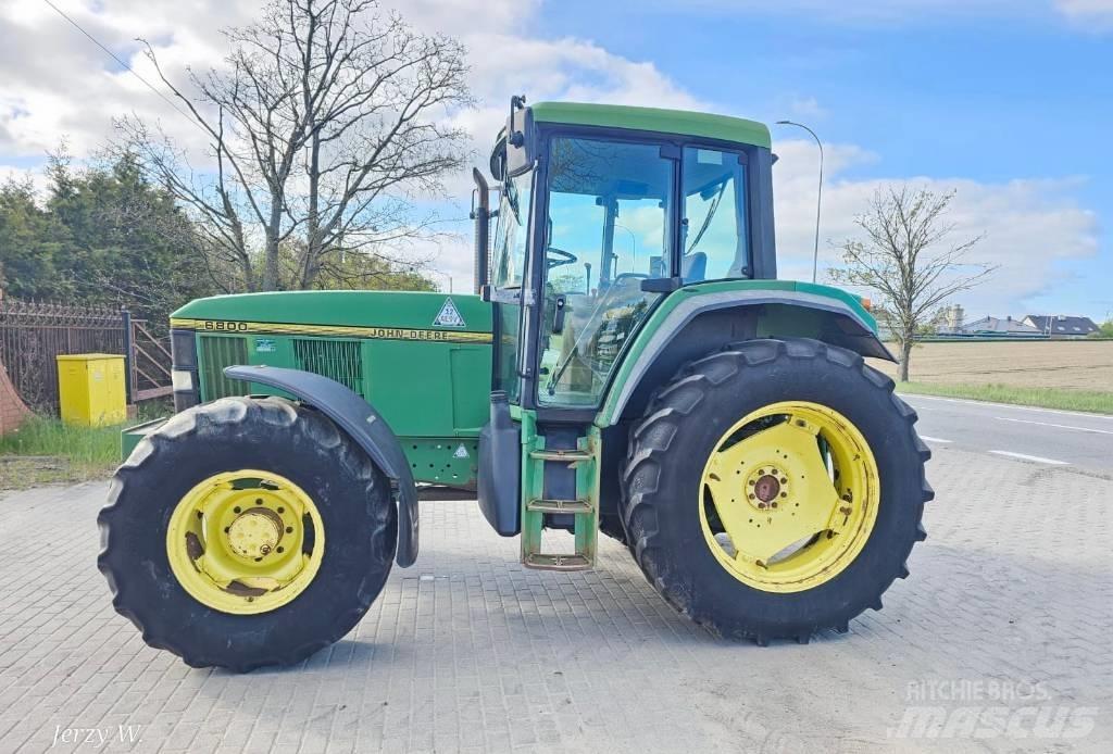 John Deere 6800 Traktorit
