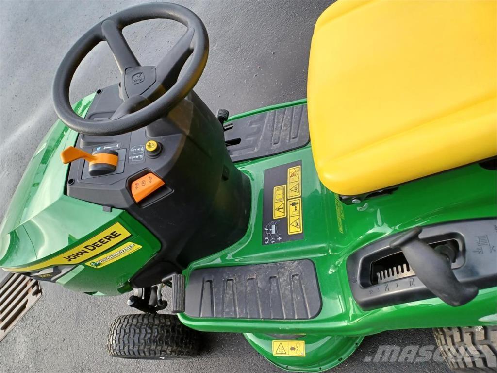 John Deere X147R Greenikoneet