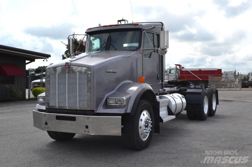 Kenworth T 800 Vetopöytäautot