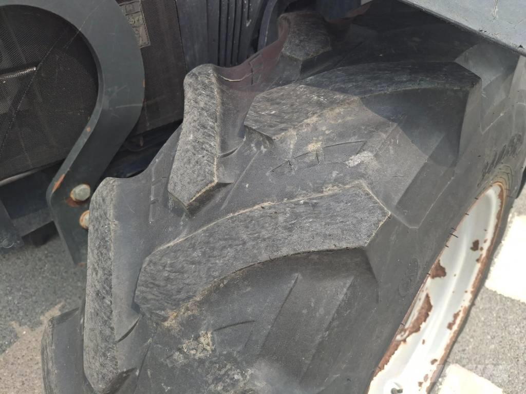 Case IH FARMALL 85C Traktorit