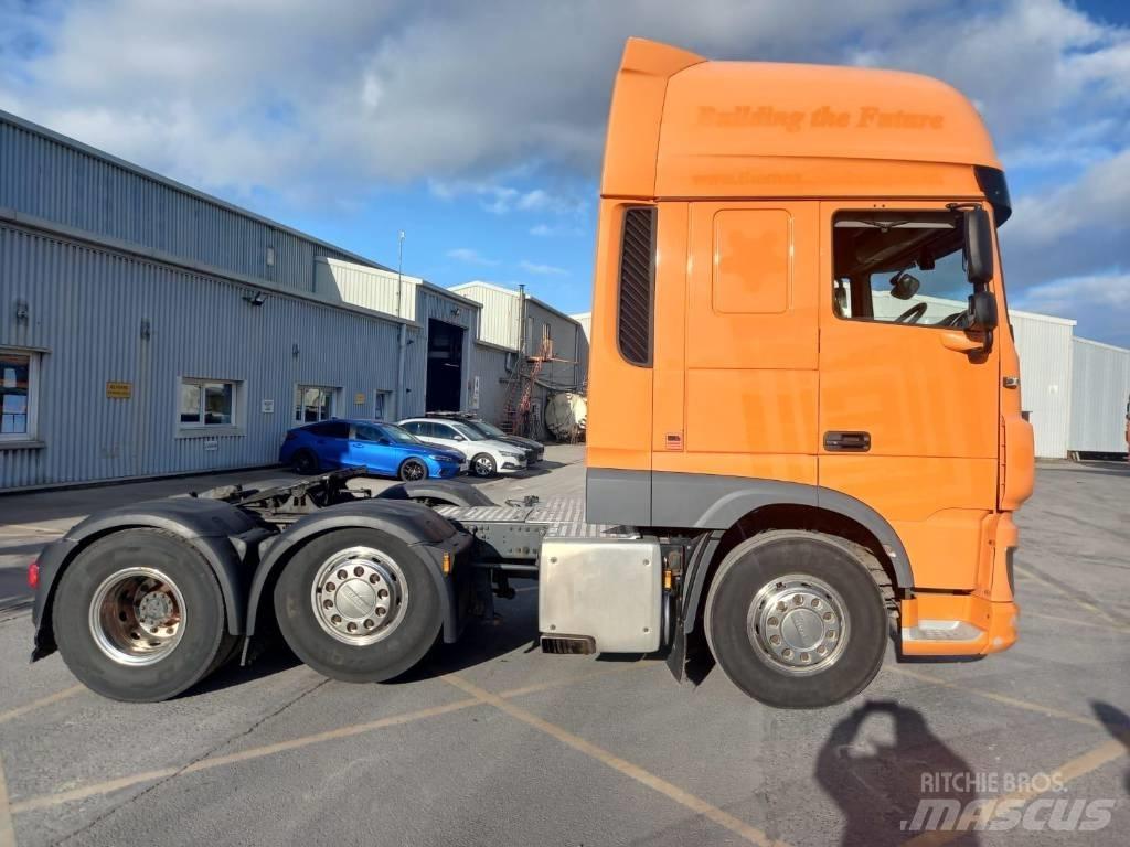 DAF 105 530 Vetopöytäautot