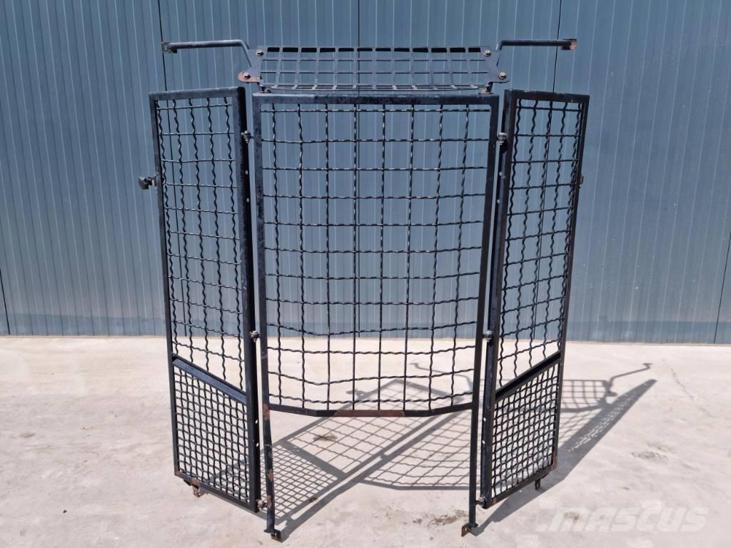 CAT 938K / 938M Ohjaamo ja sisusta