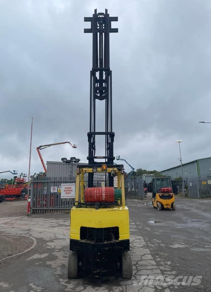 Hyster S 5.5 FT Nestekaasutrukit