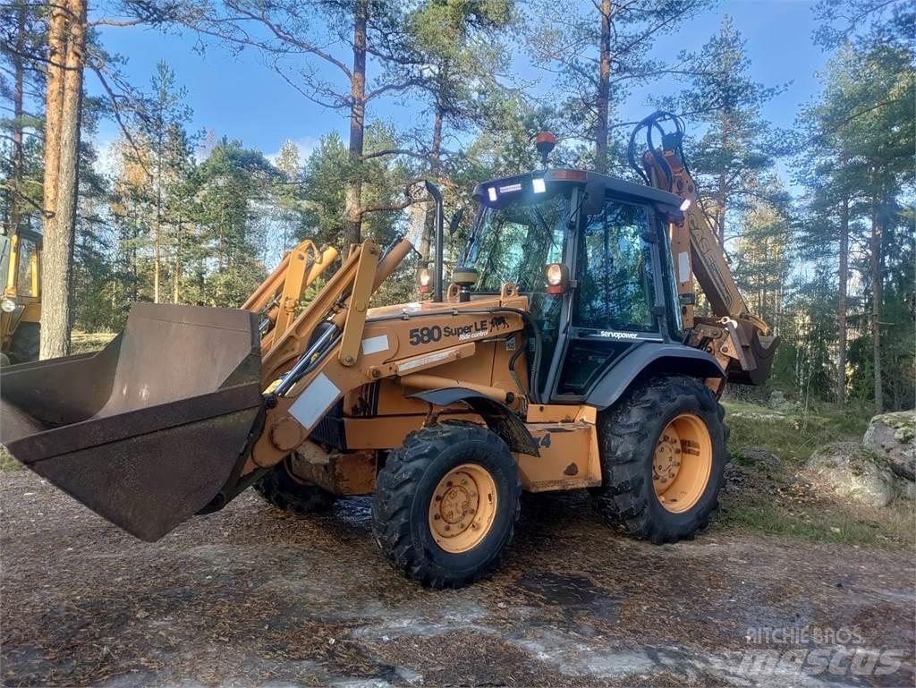 CASE 580 Super LE Kaivurikuormaajat