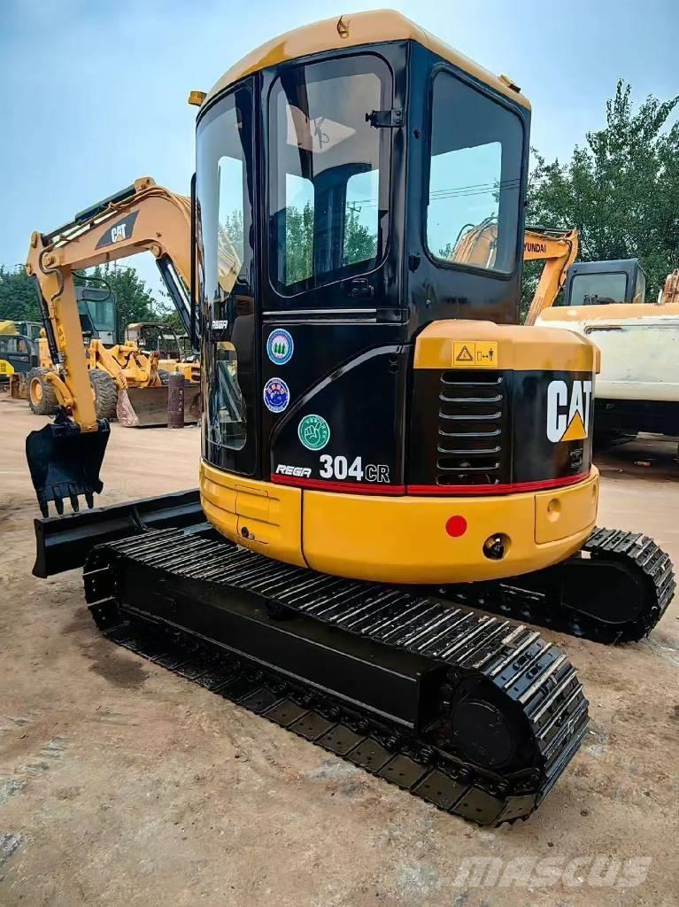 CAT 304 CR Minikaivukoneet < 7t
