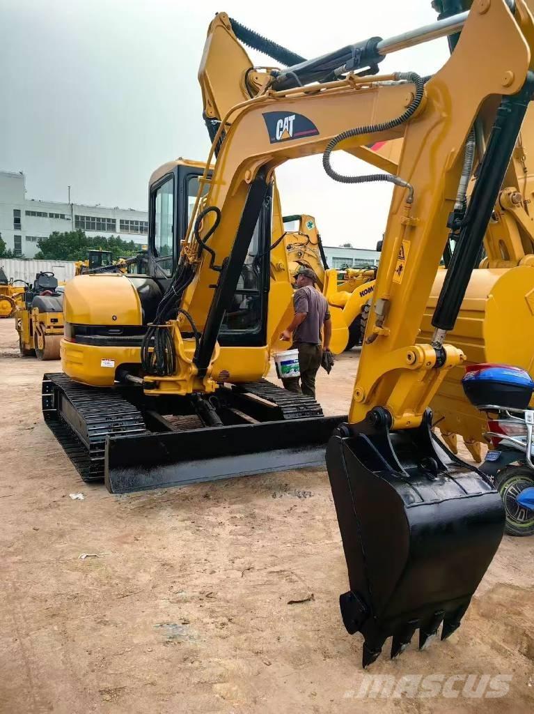CAT 304 CR Minikaivukoneet < 7t