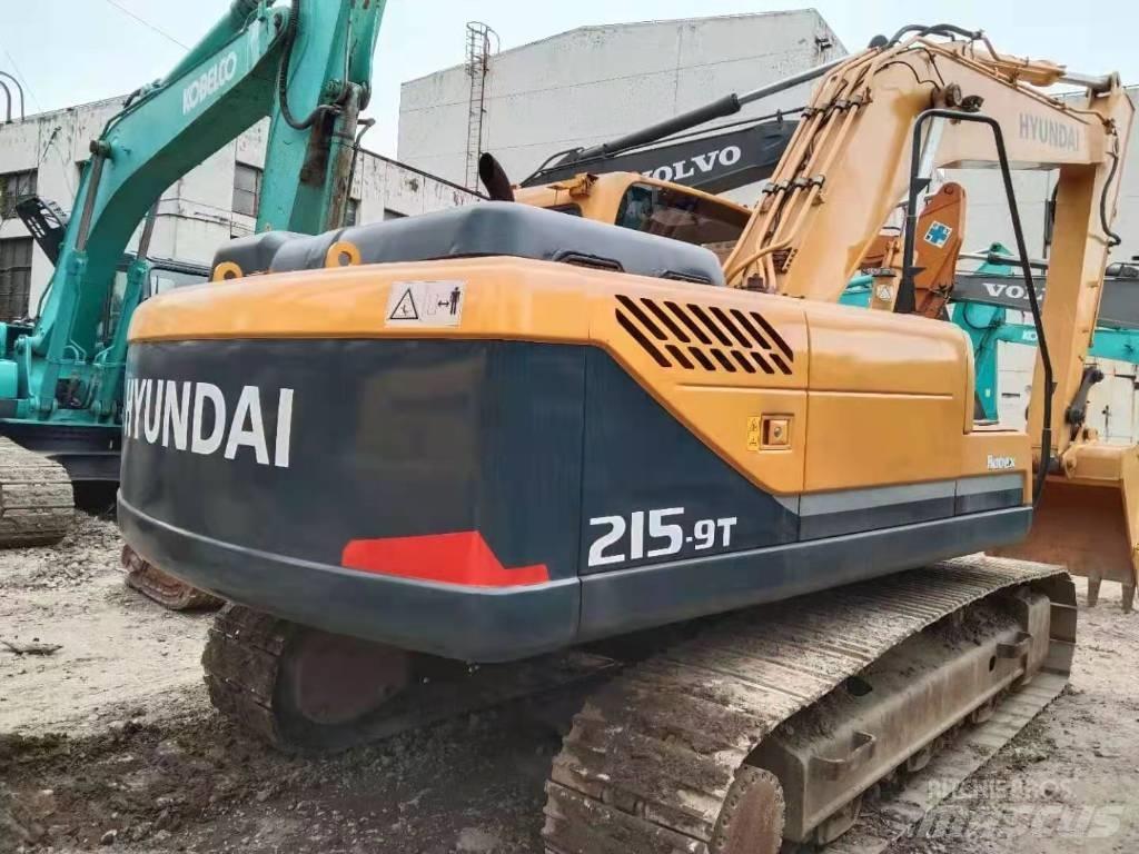 Hyundai R215-9T Pyöräkaivukoneet