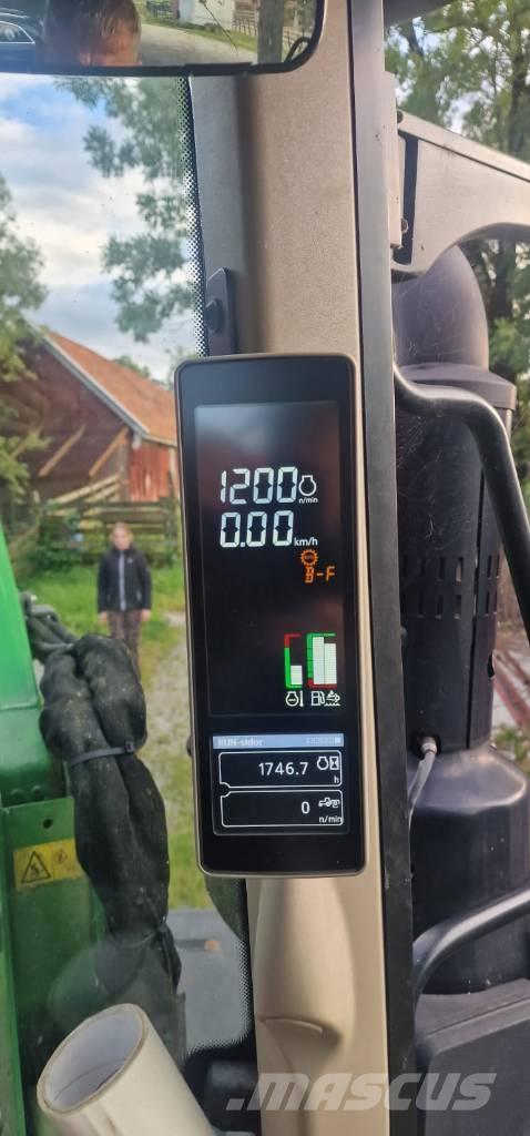 John Deere 6120 M Traktorit