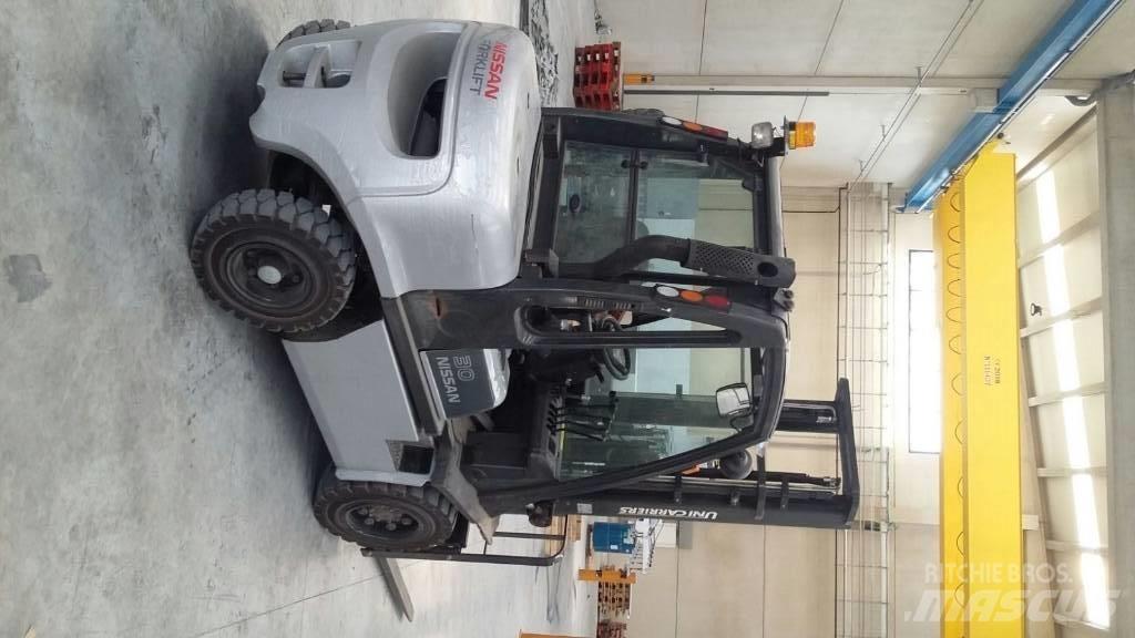 Nissan FGD02A30Q Dieseltrukit
