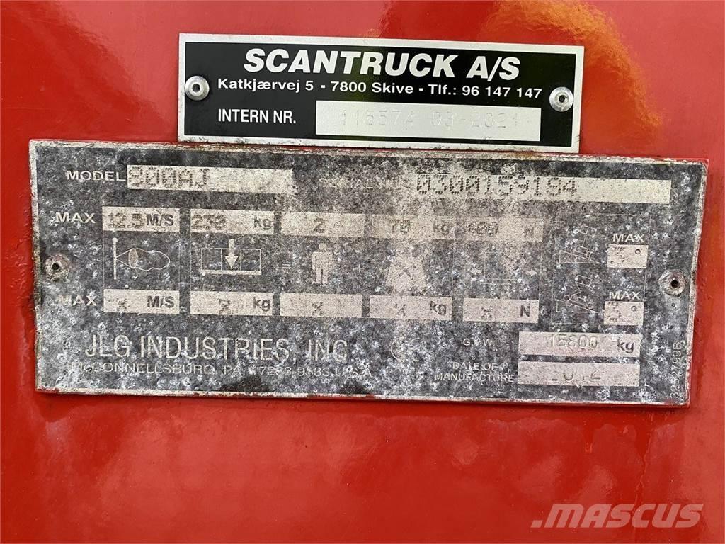 JLG 800AJ Kuukulkijat