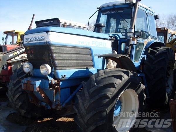 Ford TW 30 Traktorit