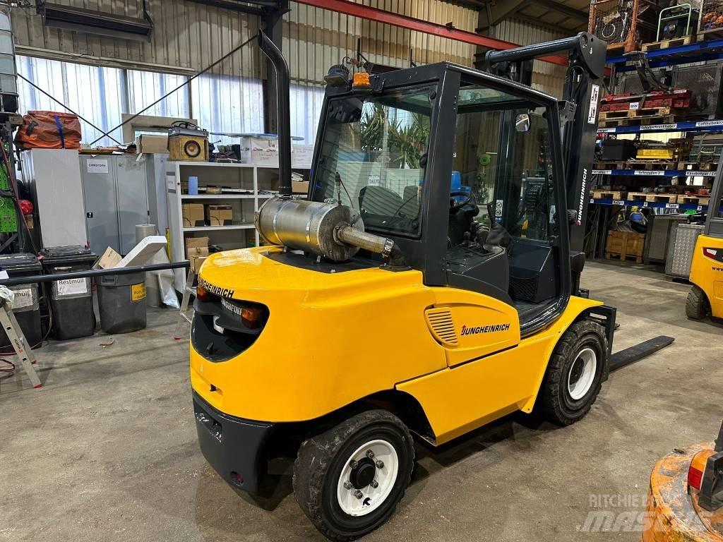 Jungheinrich DFG 550 Dieseltrukit