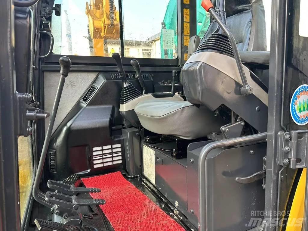 Komatsu PC 56-7 Minikaivukoneet < 7t