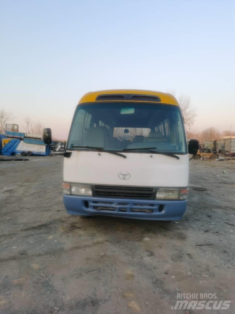 Toyota Coaster Bus Minibussit