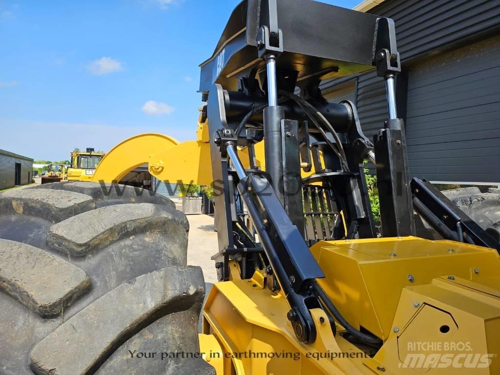 CAT 545 C Juontokoneet