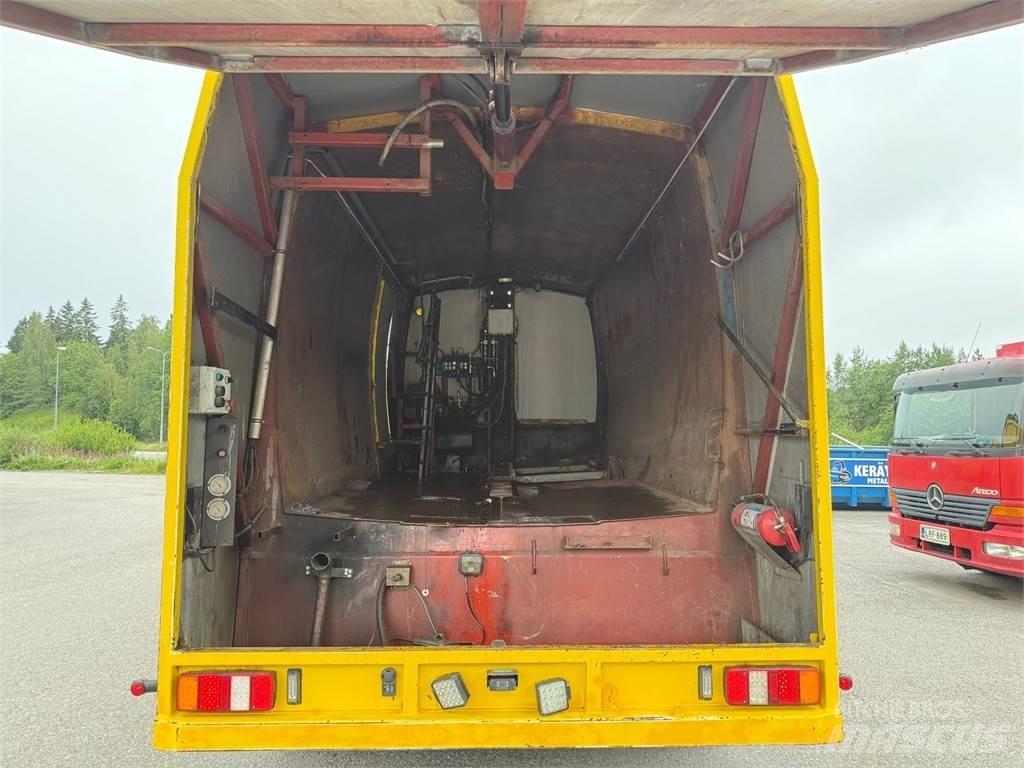 Scania P380 6x2*4 Nosturiautot