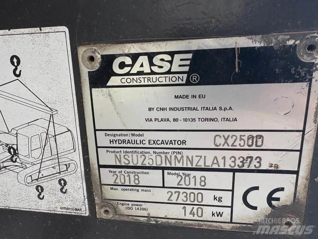 CASE CX250D Telakaivukoneet