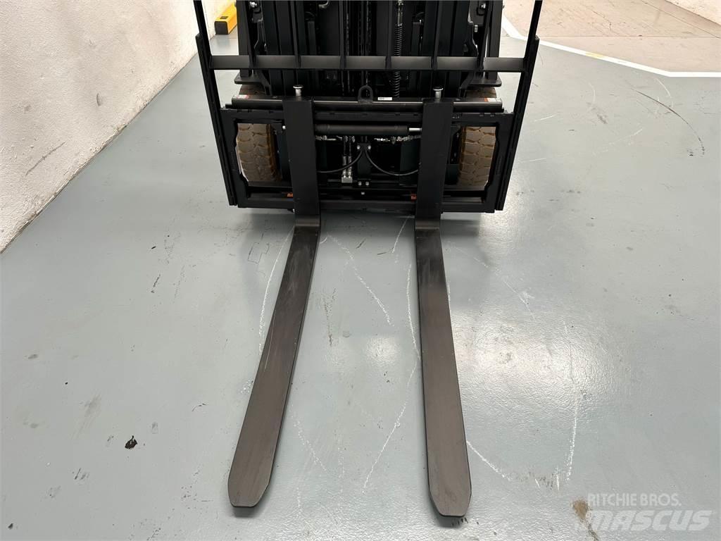  CPD15TVL Sähkötrukit