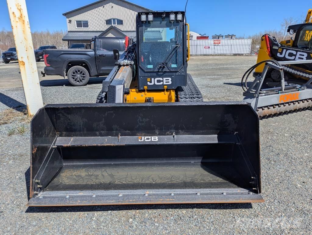 JCB 3TS-8T Liukuohjatut kuormaajat