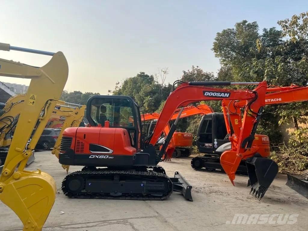 Doosan DX 60-9C Minikaivukoneet < 7t