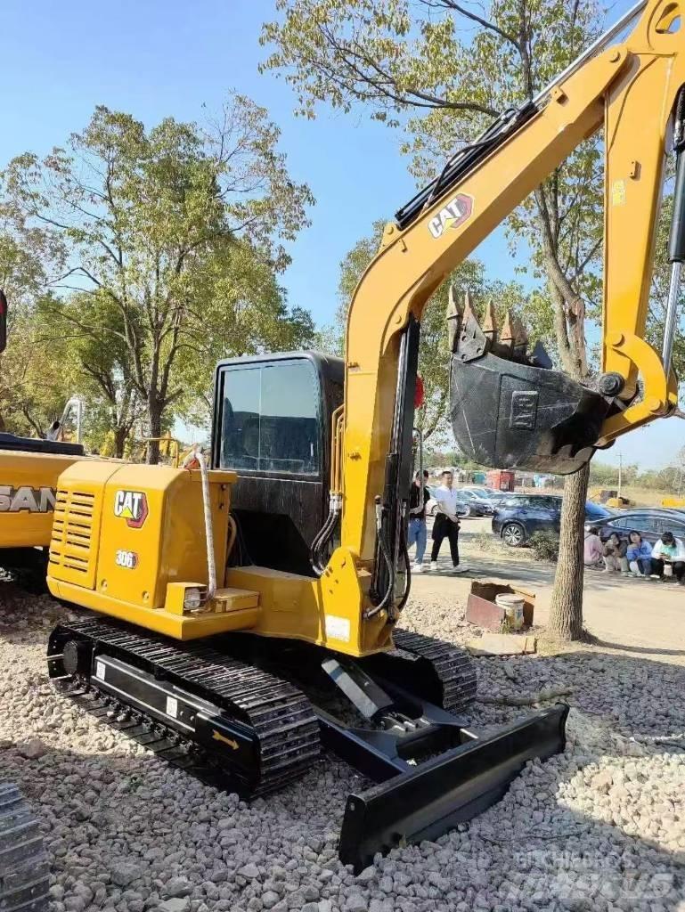 CAT 306 Minikaivukoneet < 7t