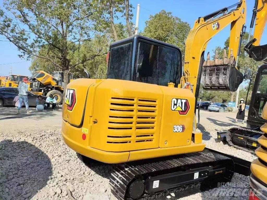 CAT 306 Minikaivukoneet < 7t