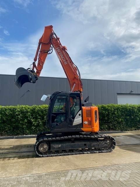 Hitachi ZX 135 US-6 Telakaivukoneet