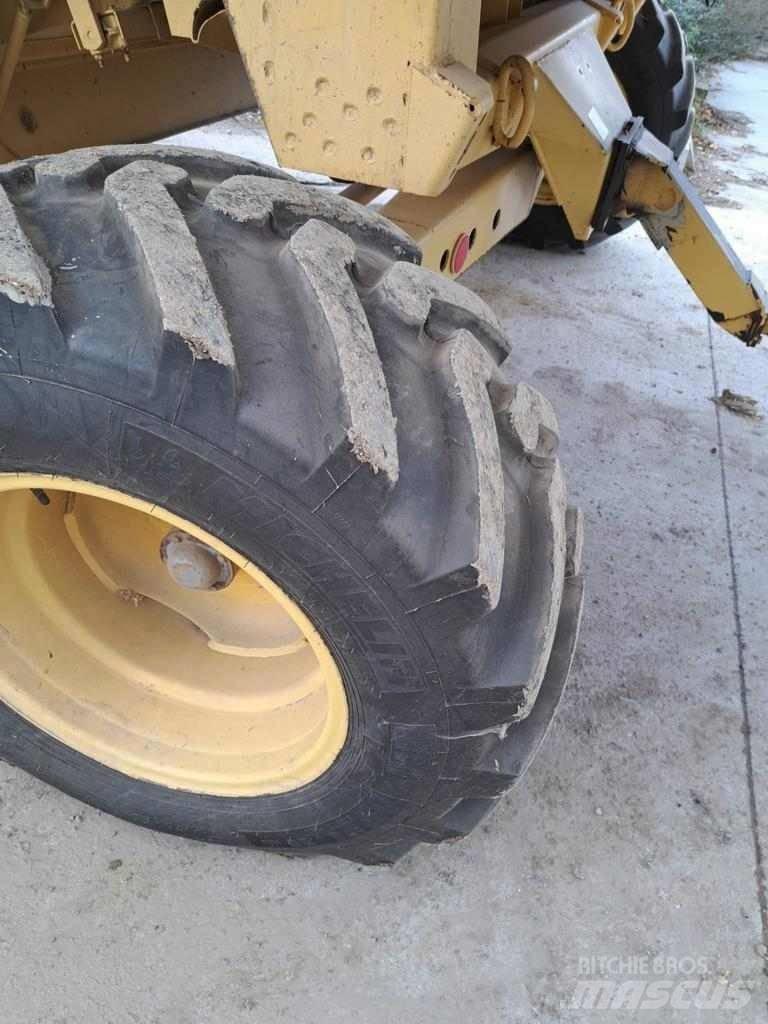 New Holland TX 66 Leikkuupuimurit