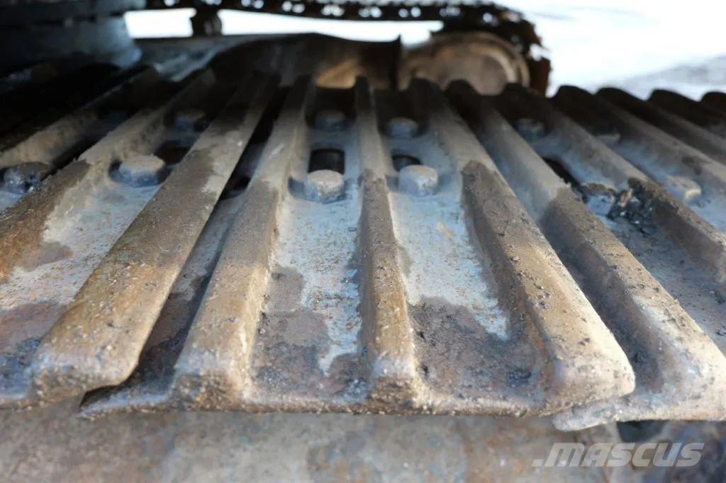 Doosan DX300LC Telakaivukoneet